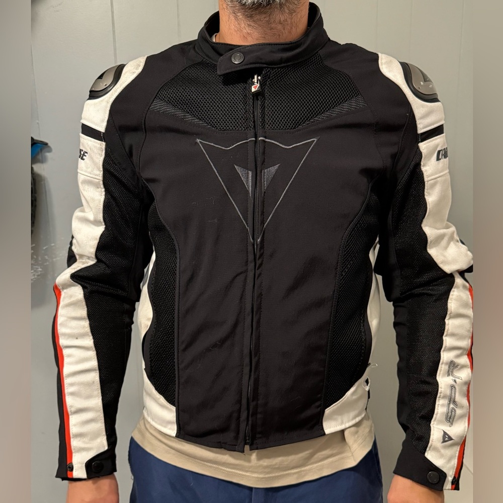 Dainese Men's motorcycle Jacket - Picture 3 of 10